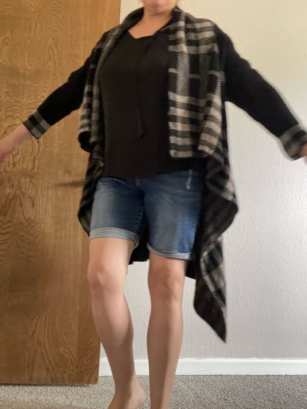 Black & Gray Plaid Draped Open-Front Women's Sweater